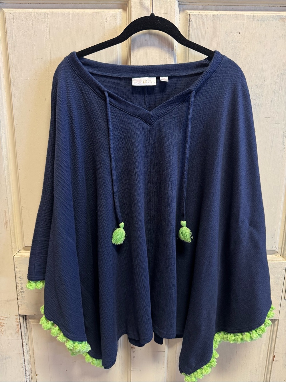 Women’s Belle by Kim Gravel Packabelle Take Me Away Tassel Trim Poncho